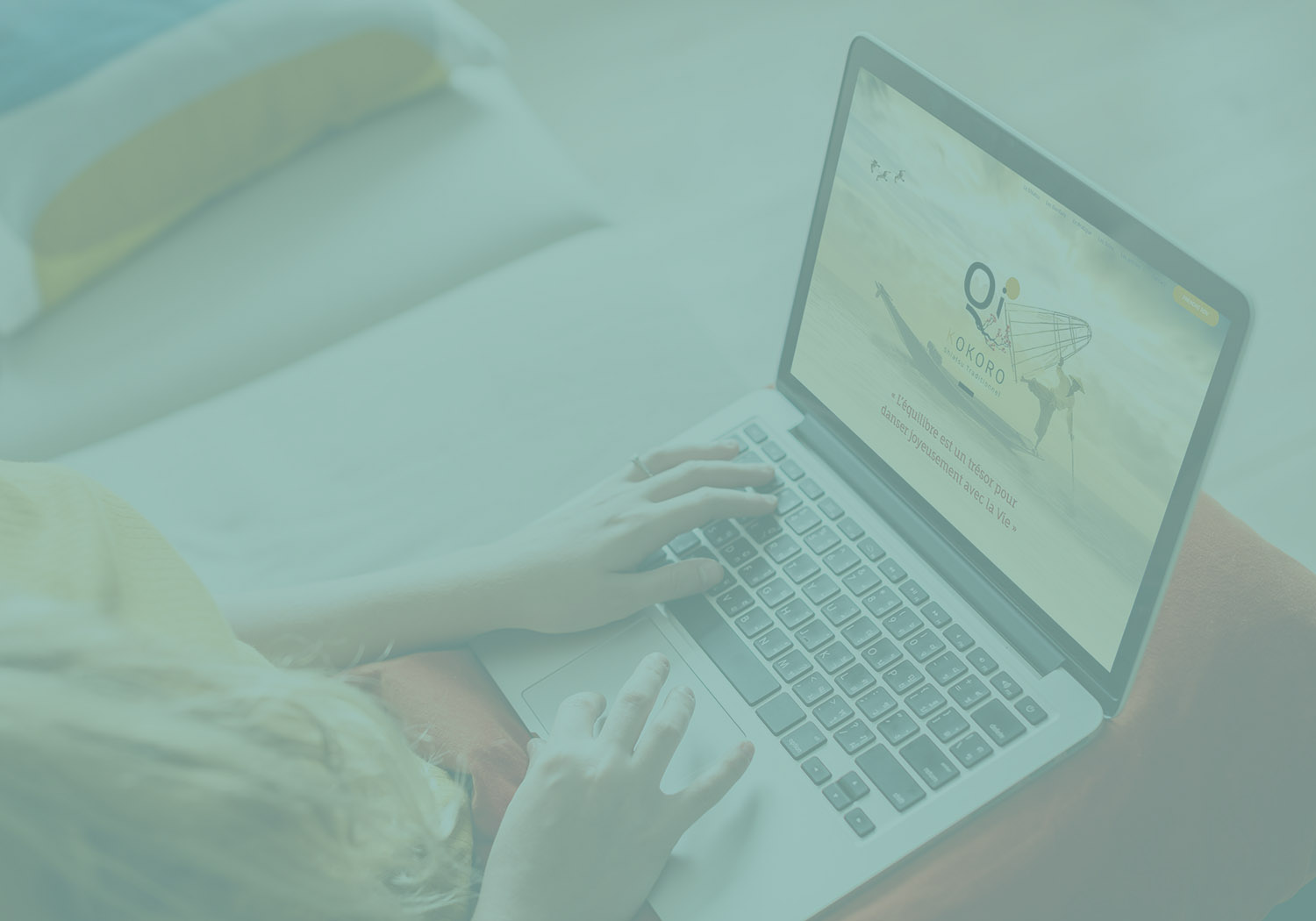 Image hover effect image